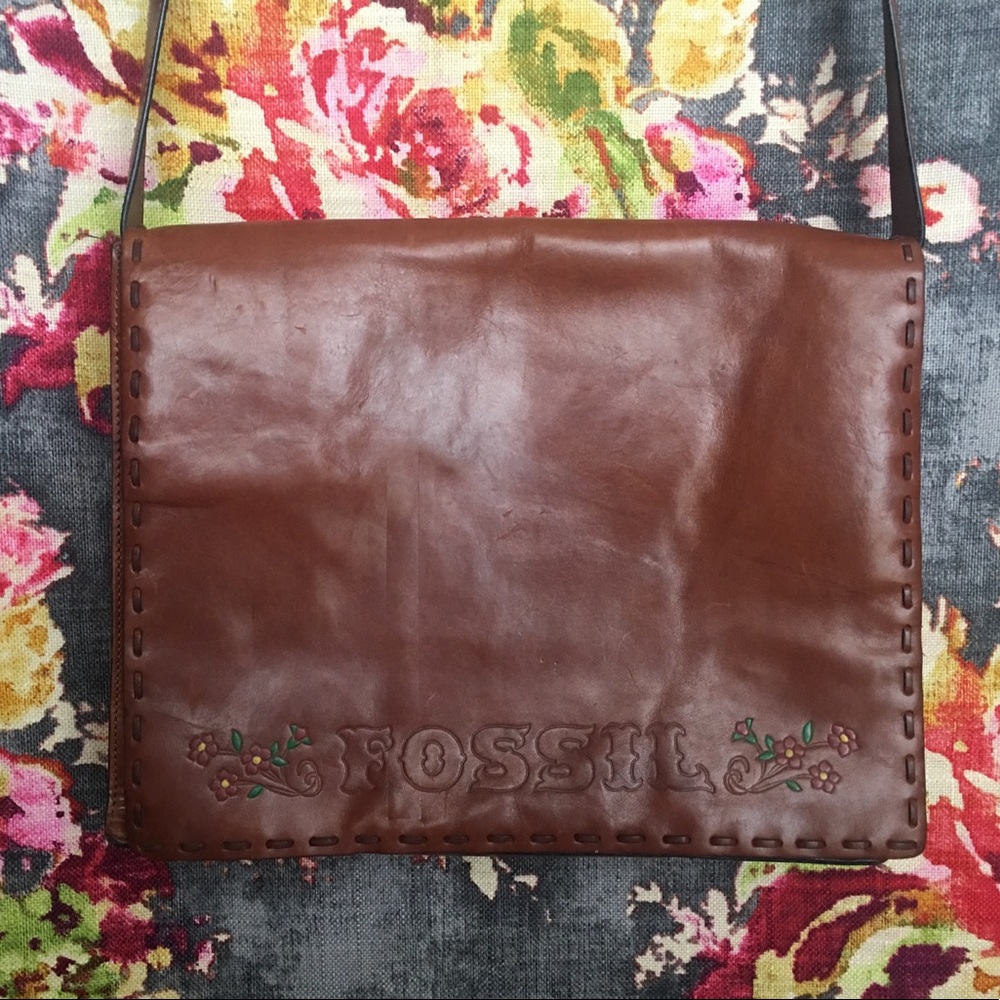 Vintage Fossil Messenger